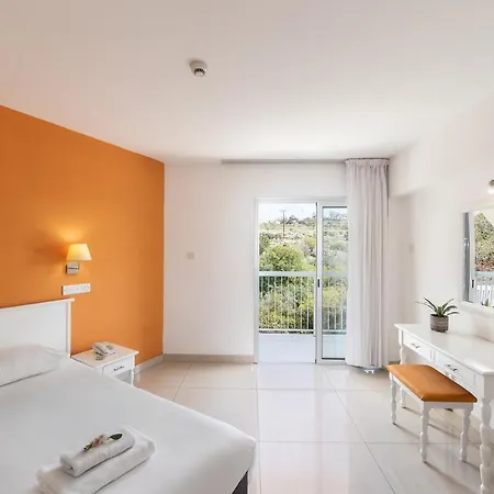 Mia Hotel Apartment Ayia Napa Exterior photo